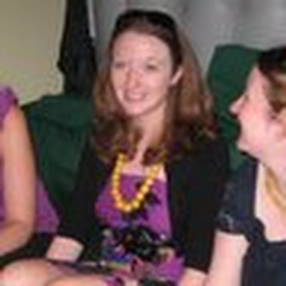 Meet your Posher, Caroline